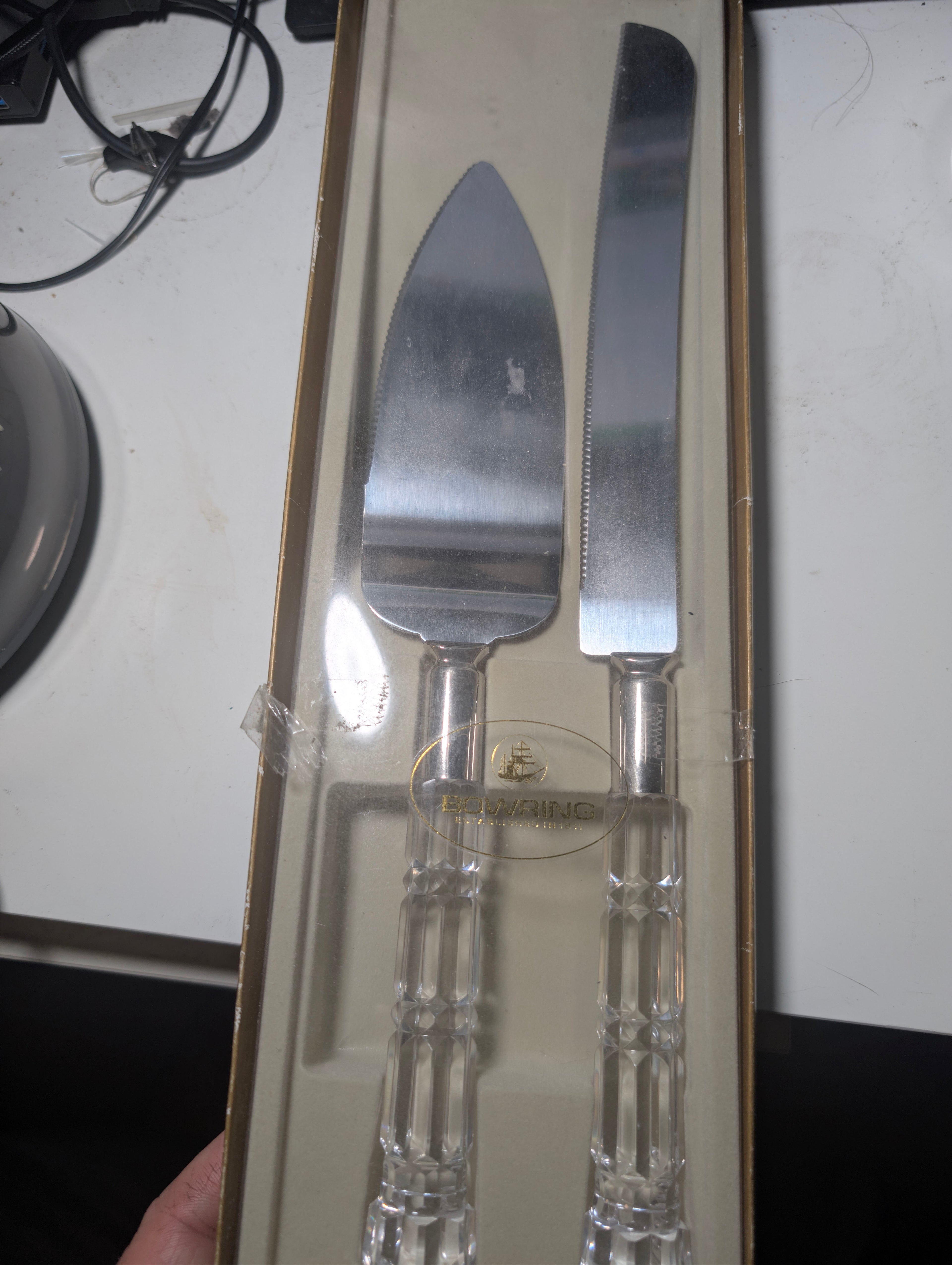 Bowring 2 Piece Cake Set