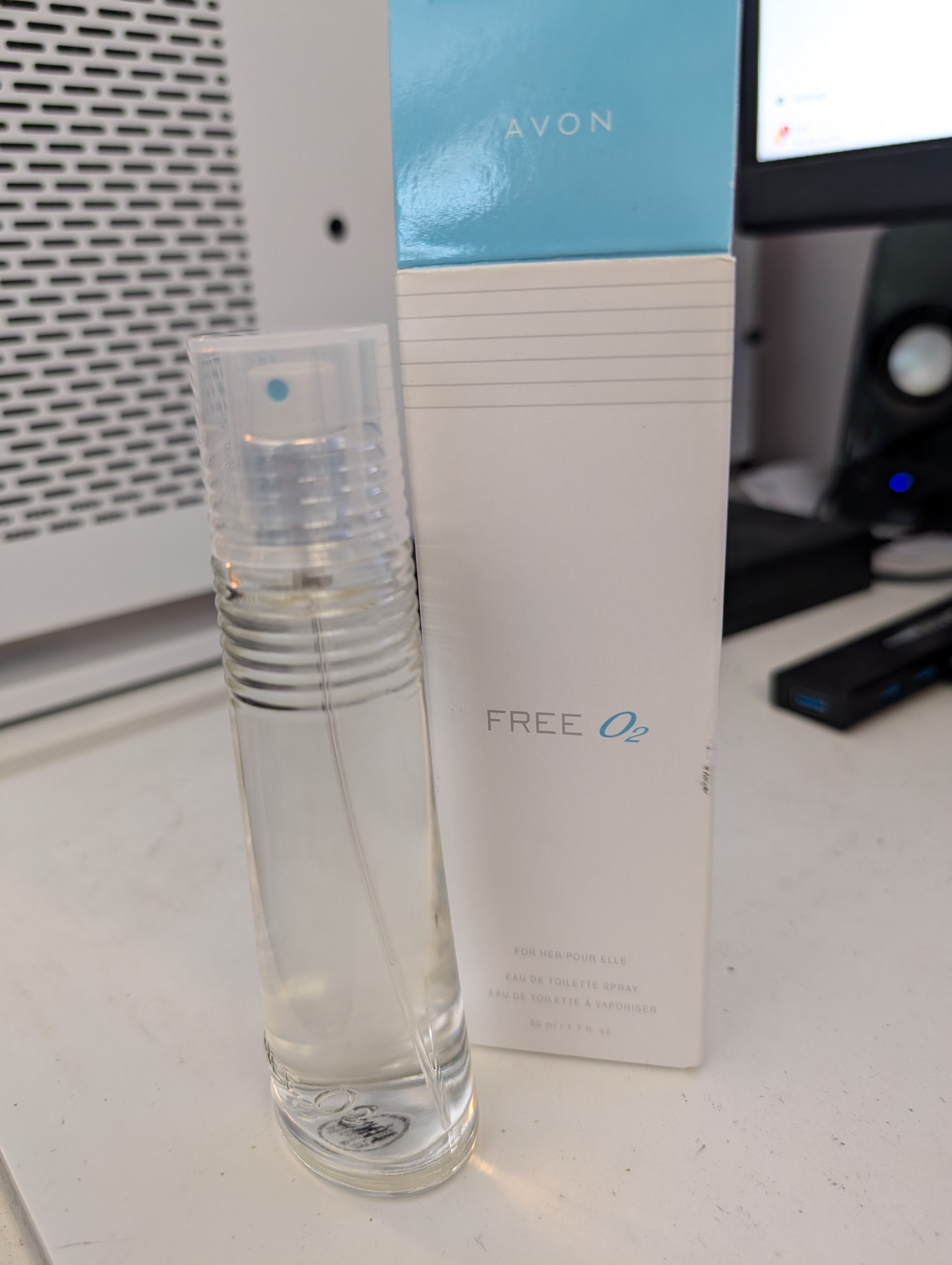 Free O2 Eau de Toilette Spray